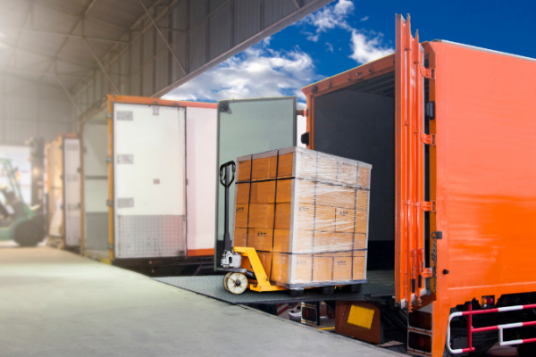 Carga Fracionada vs. Carga Fechada Desvendando as Diferenças